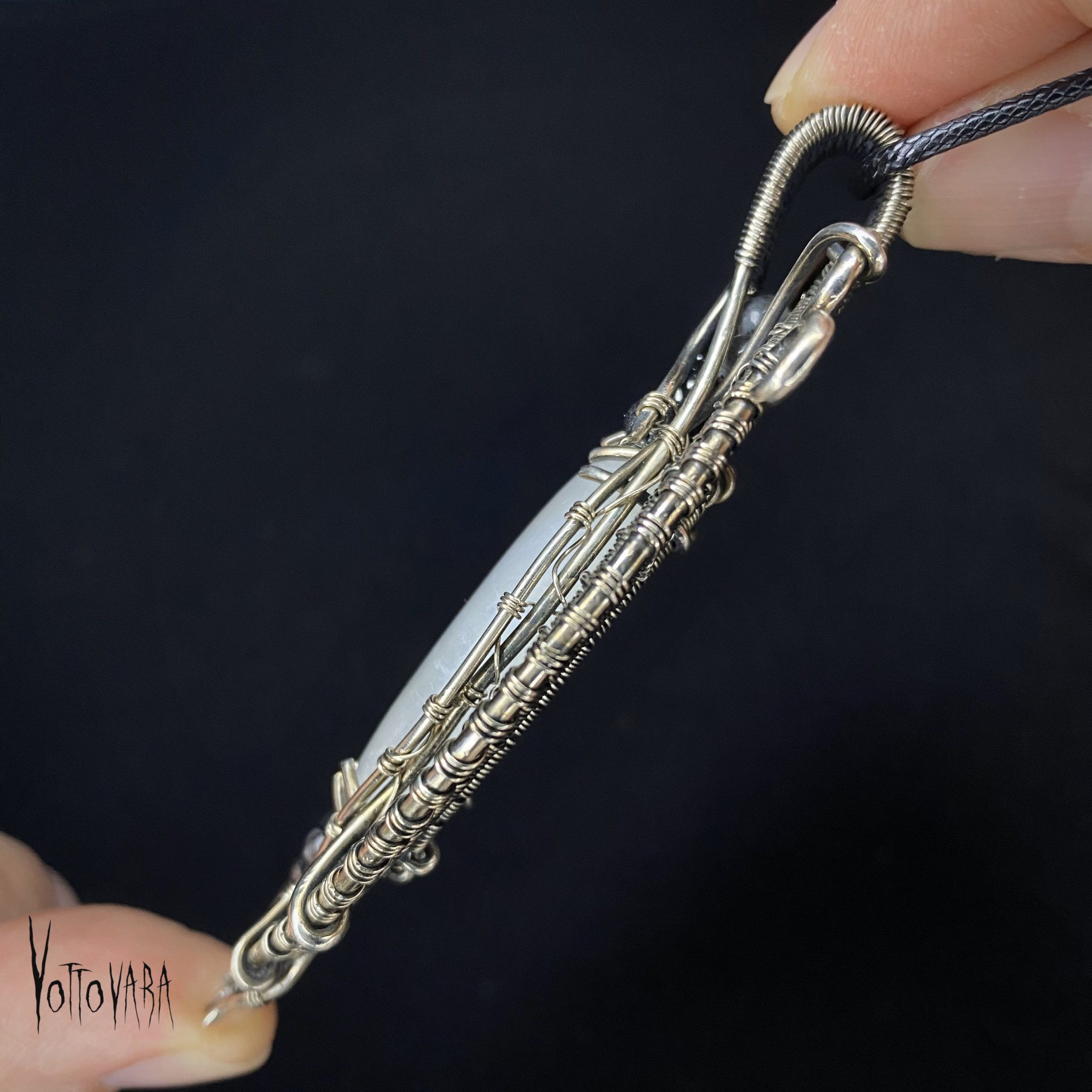 Alien Cocoon — Moonstone Pendant - Image 4