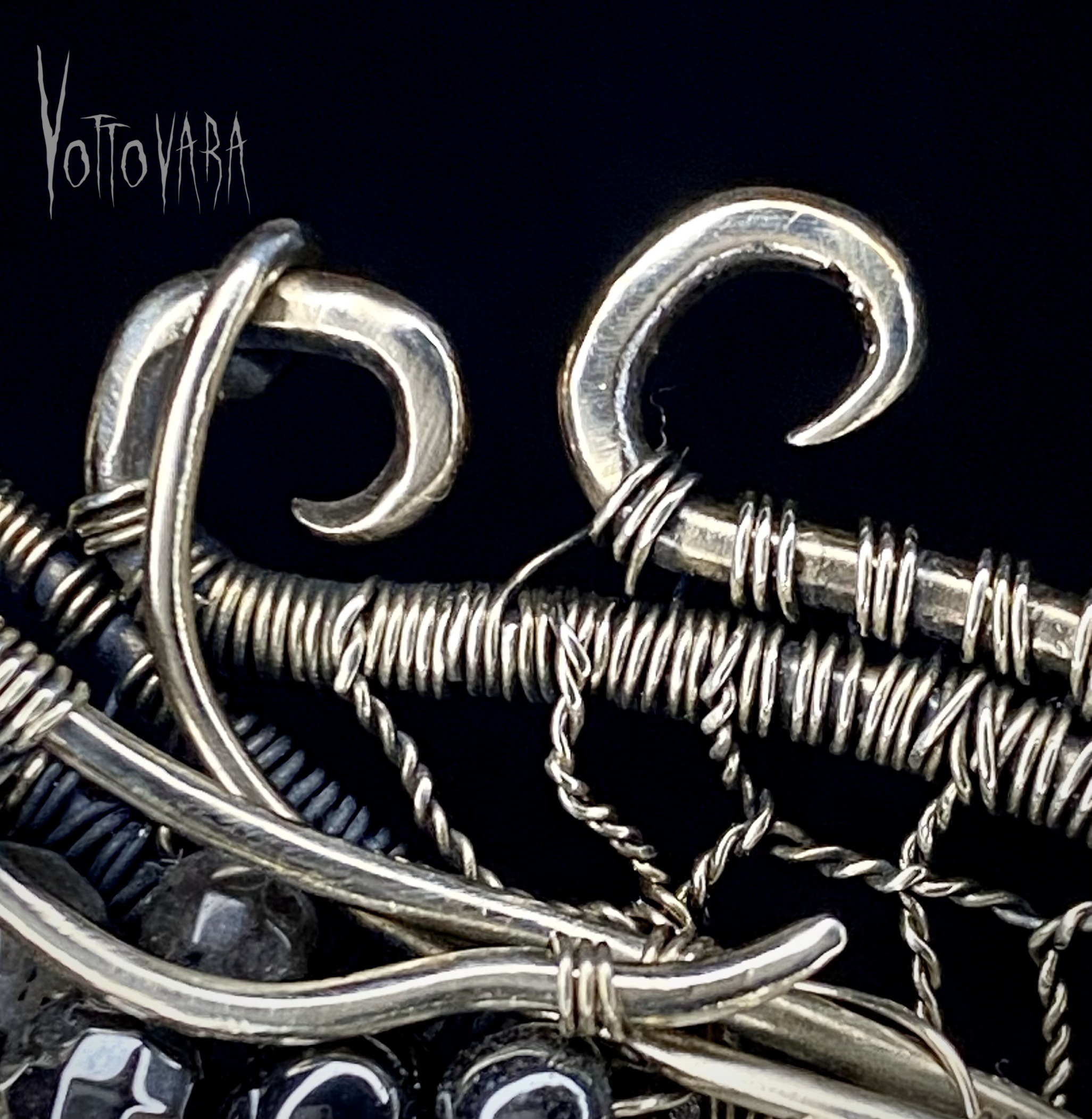 Alien Cocoon — Moonstone Pendant - Image 6