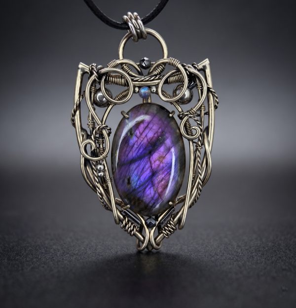 Twilight Stone — Labradorite Pendant - Image 1
