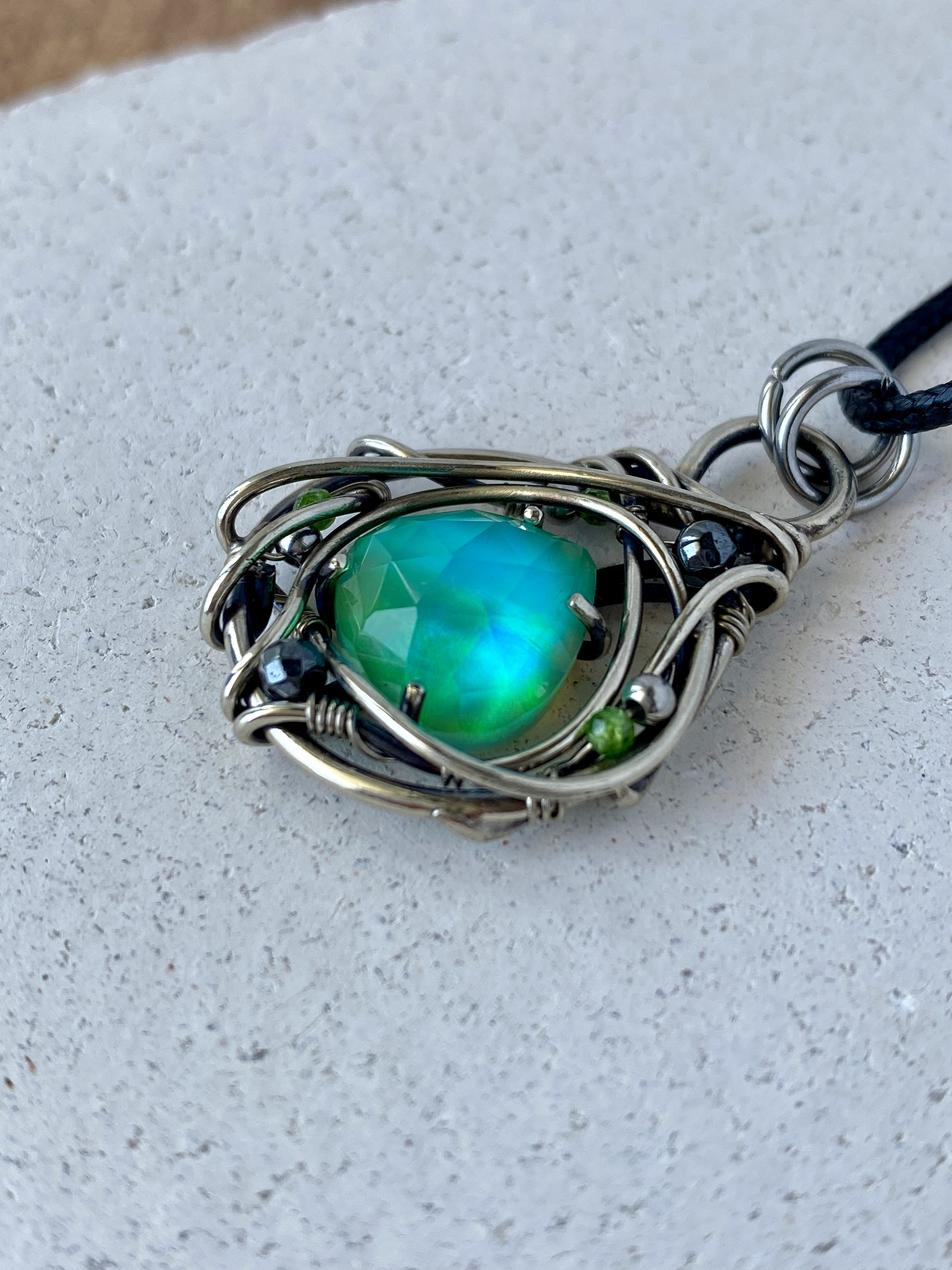 Green Heart — Aurora Opal Pendant - Image 3